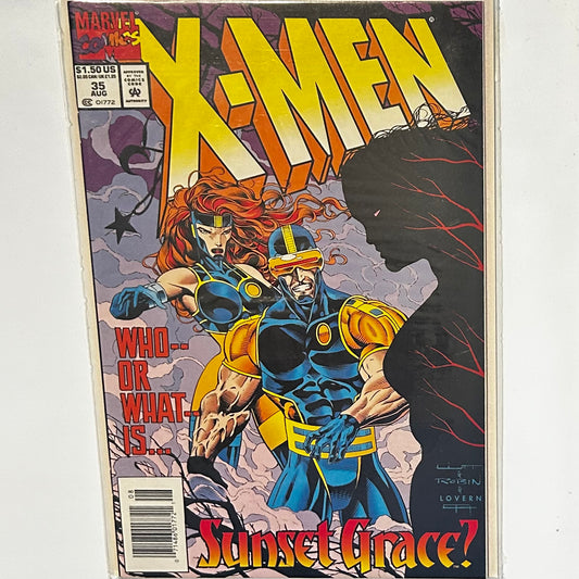 X-Men #35 Newsstand