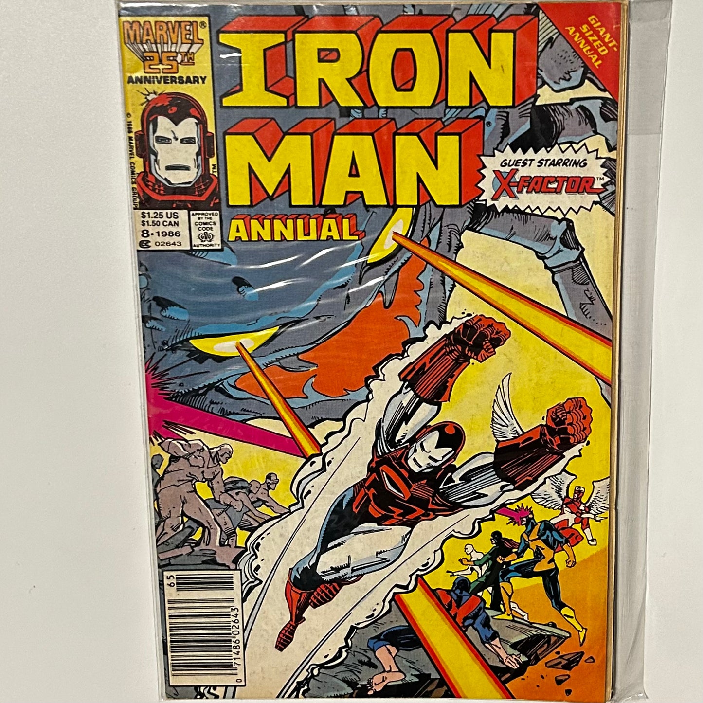 Iron Man #8 Newsstand